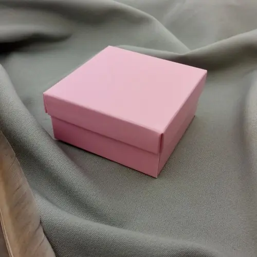 Коробочка картонная