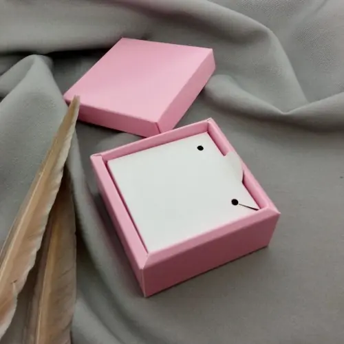 Коробочка картонная