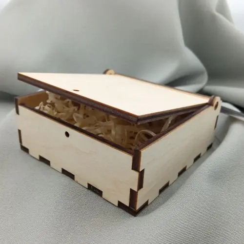 Коробочка деревянная большая