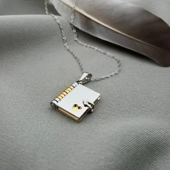 Кулон "Книга"