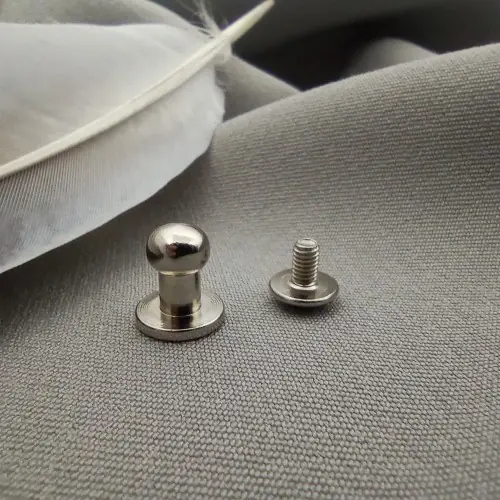 Винтик для кожаного браслета