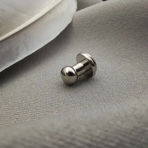 Винтик для кожаного браслета